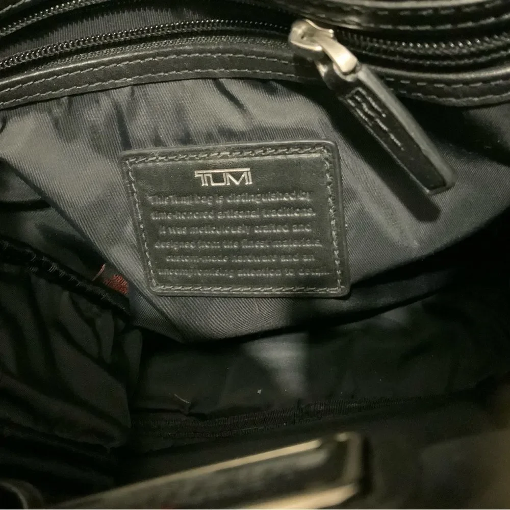 Tumi Laredo Frisco Town Black Leather Messenger Bag, Silver Hardware